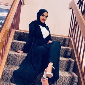 Meet your Posher, Ayan